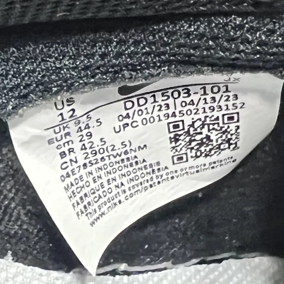 Womens Nike Dunk Size 12 - Picture 2 of 5